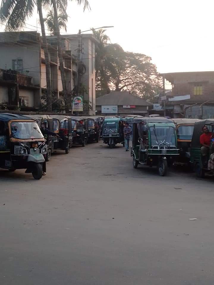 ভোলার জনতার জনপদ এখন মাহিন্দ্রা ও টেম্পুর  দখলে