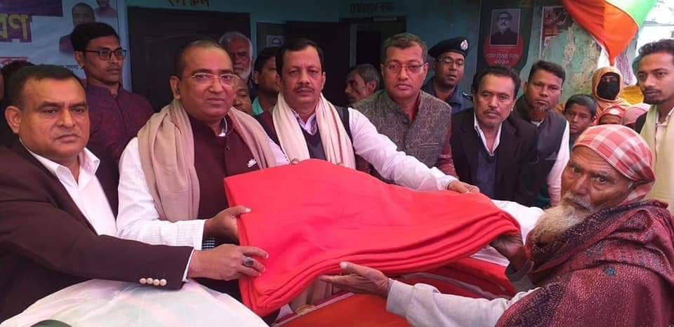 ভোলায় অসহায় শীতার্ত মানুষের মাঝে এমপি মুকুলের কম্বল বিতরণ অনুষ্ঠিত