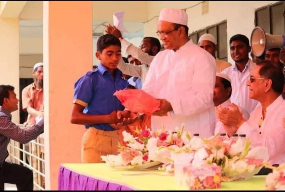 ভোলা মনপুরা দ্বীপের আলো সচিব নাজিম উদ্দিন চৌধুরী।।